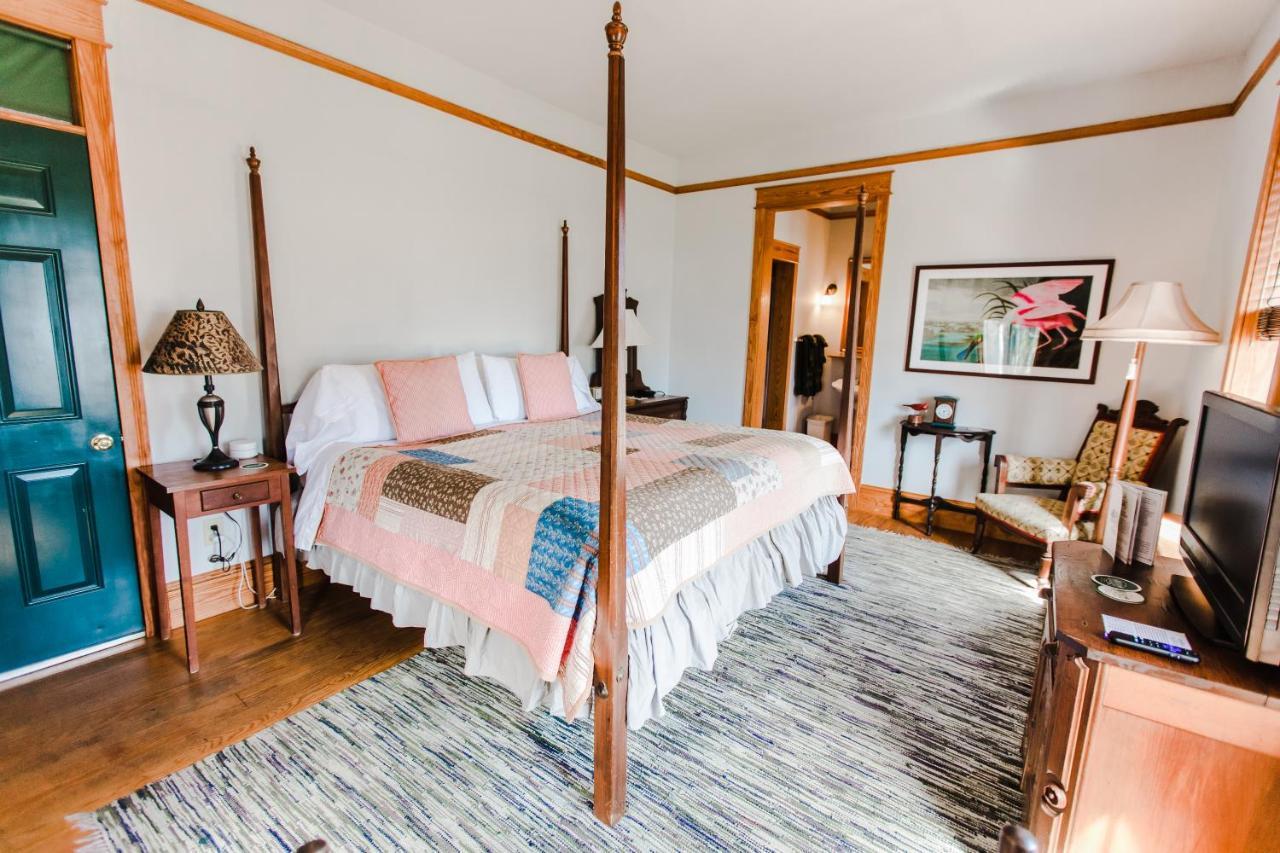 Roanoke Island Inn Мантео Номер фото