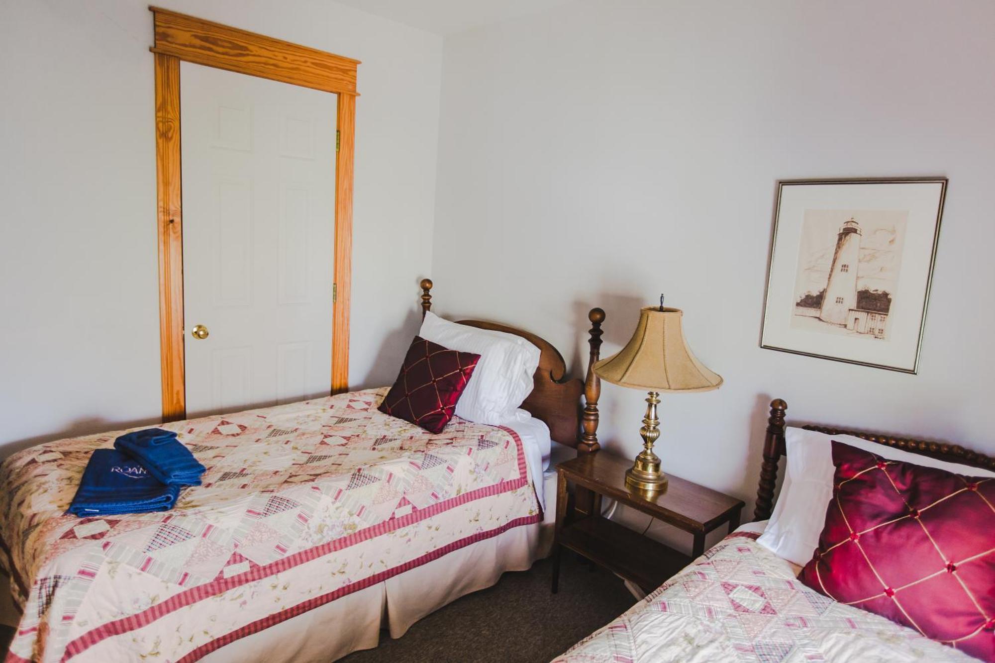 Roanoke Island Inn Мантео Номер фото