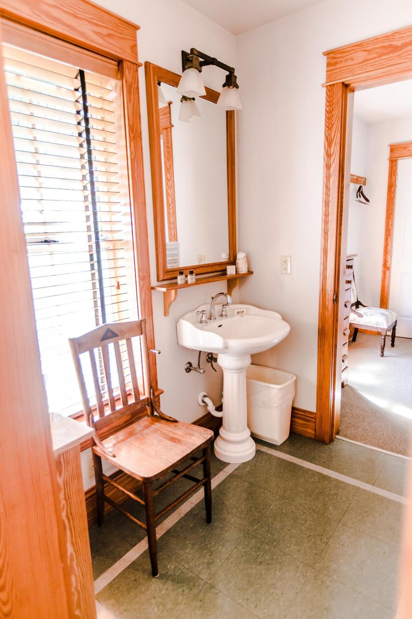 Roanoke Island Inn Мантео Номер фото