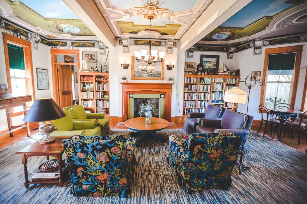 Roanoke Island Inn Мантео Экстерьер фото